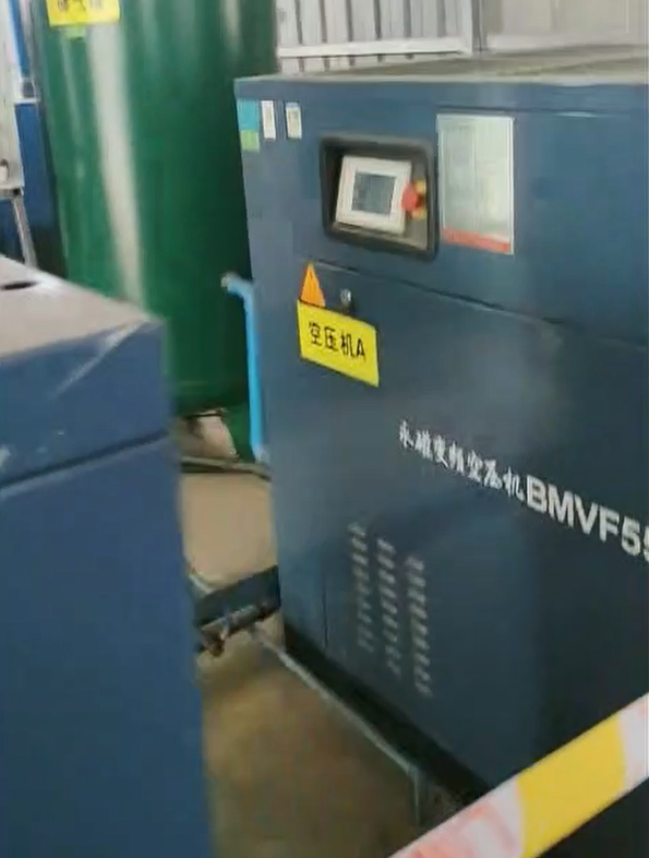 龍巖開山空壓機配件的清洗保養(yǎng)